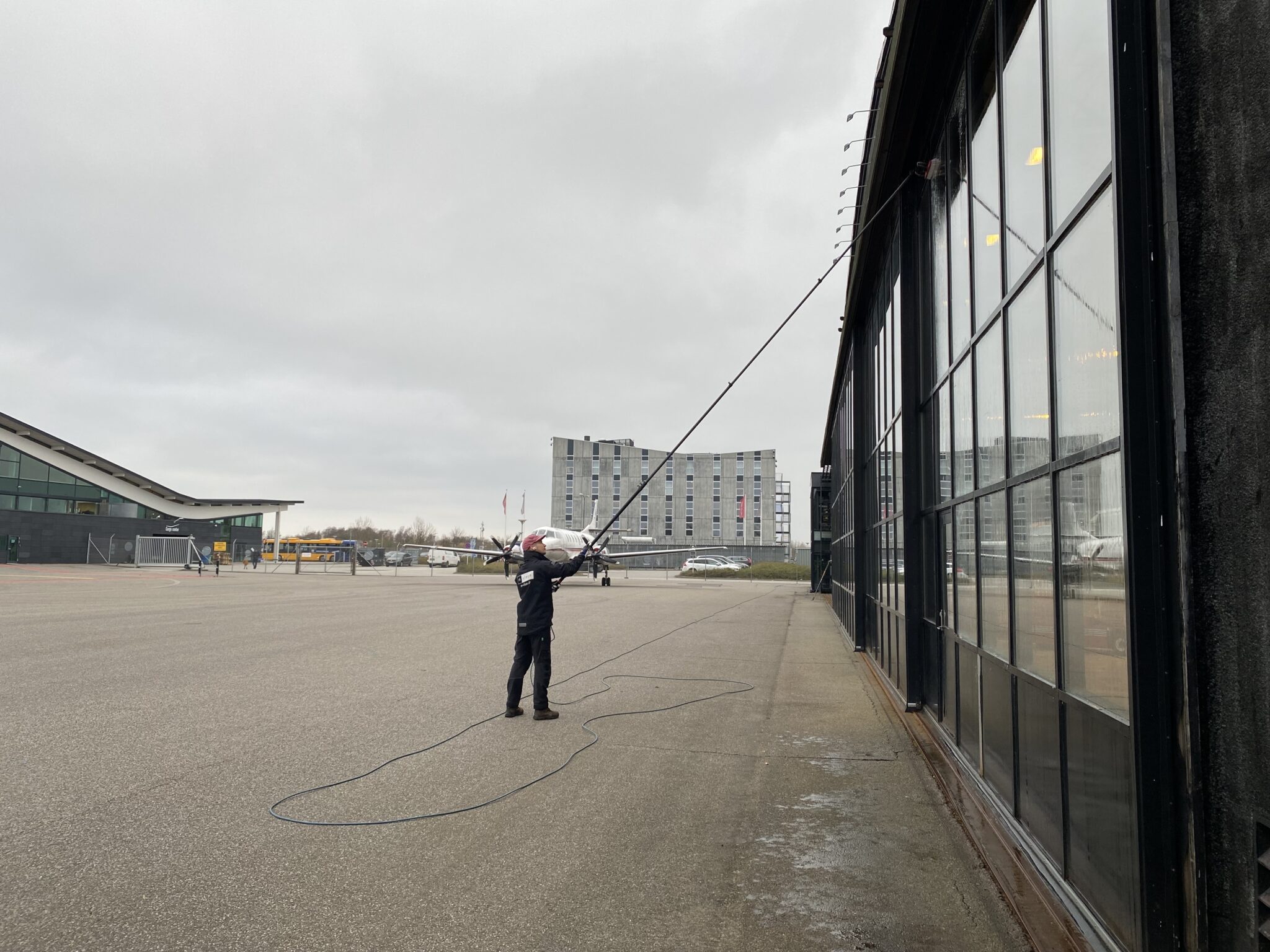 M-Clean i Aalborg Lufthavn